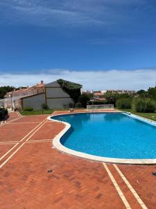 Swimmingpoolen hos eller tæt på Sea Window