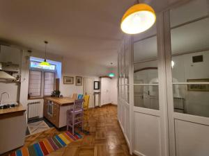 Η κουζίνα ή μικρή κουζίνα στο K3 apartment +3 φωτογραφίες