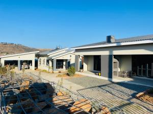 马塞卢Pule's Home的山地房屋