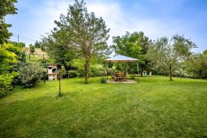 Vonkajšia záhrada v ubytovaní Casale il Fontanellino - country house near Florence