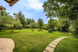 Vonkajšia záhrada v ubytovaní Casale il Fontanellino - country house near Florence