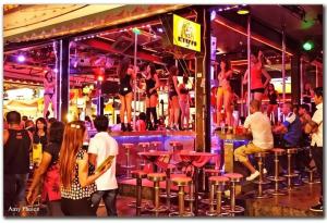 Hosté ubytování patong v hotel + 37 fotografií