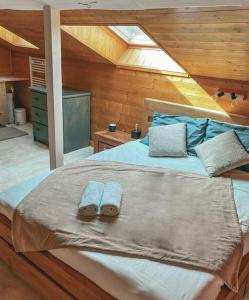 Posteľ alebo postele v izbe v ubytovaní Villa de Charme en Haute-Savoie