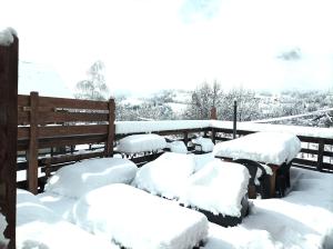 Fotografia z galérie ubytovania Le Coucou - Grand chalet - Parking - WIFI - ALLOS - 10adul+2enf v destinácii Allos