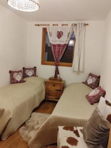 Fotografia z galérie ubytovania Le Coucou - Grand chalet - Parking - WIFI - ALLOS - 10adul+2enf v destinácii Allos