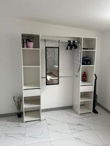 Η κουζίνα ή μικρή κουζίνα στο Studio Montreuil +3 φωτογραφίες