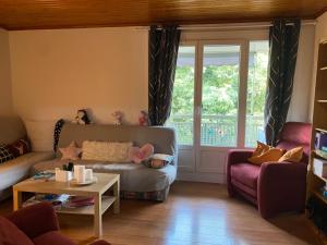 Posezení v ubytování Appartement dans résidence calme