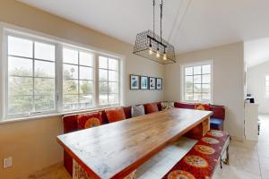 Fotografie z fotogalerie ubytování Pleasure Point Retreat v destinaci Santa Cruz