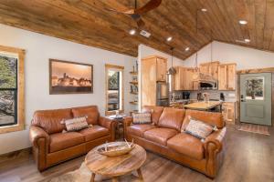 Η κουζίνα ή μικρή κουζίνα στο The Bunkhouse, Fire pit, Hot tub, Zion and Bryce