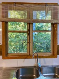 Φωτογραφία από το άλμπουμ του Rapu Lemu,Casa con orilla de Rio ,Pucon σε Pucon