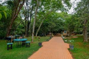 Zahrada ubytování Galpothuyaya Eco Lodge Kandalama