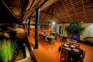 Restaurace v ubytování Galpothuyaya Eco Lodge Kandalama