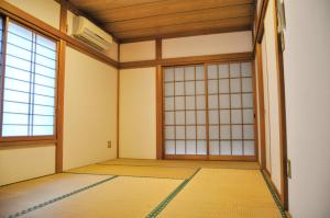 佐仓市Tatami House 3minutes from Keisei Usui Station 30minutes from Narita Airport 58minutes from Asakusa 49 minutes from Oshiage 65minutes from Ginza的相册照片