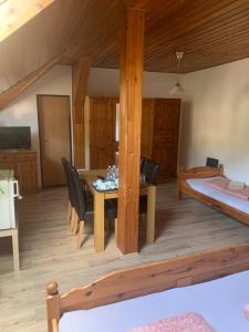 Postel nebo postele na pokoji v ubytování Wellness pension Formanka