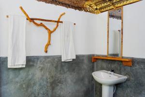 Vannituba majutusasutuses Rana Treehouse