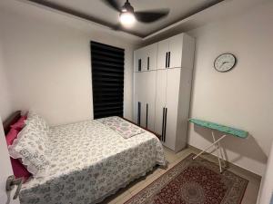 Postel nebo postele na pokoji v ubytování Duplex 3R2B Eclipse Residence