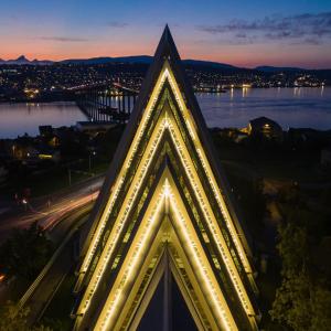 Gallery image of Rom til leie i Tromsø - nært alt - flott standard in Tromsø