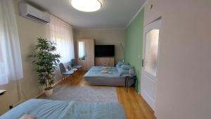 Sepp Apartman 4200 Hajdúszoboszló, Szegfű utca 8 kép - 2