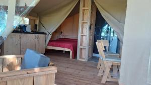 Imagen de la galería de Glamping Podere Angiotto LODGE MONTIANO, en Magliano in Toscana