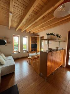 Kuchyň nebo kuchyňský kout v ubytování Apartmán u jezírka