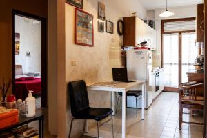 A kitchen or kitchenette at La Stazione Del Vaticano Még 22 kép
