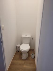 Ένα μπάνιο στο Louise's Loft +2 φωτογραφίες