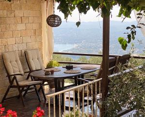 Příroda nedaleko venkovského domu