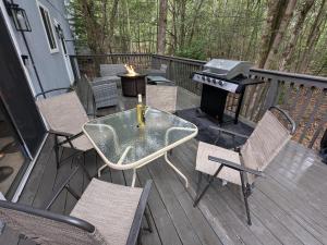 Φωτογραφία από το άλμπουμ του Poconos Chalet σε Tobyhanna