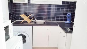 Η κουζίνα ή μικρή κουζίνα στο La bonne location à HOSSEGOR !