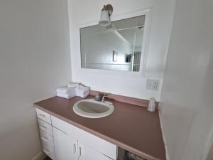Fotografie z fotogalerie ubytování Sandcastle Beachfront Inn v destinaci Westerly