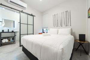 Postel nebo postele na pokoji v ubytování Casa Ciana + 37 fotografií