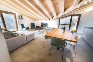 Χώρος καθιστικού στο Nuova Luxury Suite Emilius - Panorama +17 φωτογραφίες