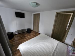 Μια τηλεόραση ή/και κέντρο ψυχαγωγίας στο Casa Luca