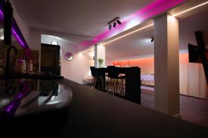 Kuchnia lub aneks kuchenny w obiekcie TS Apartamenty
