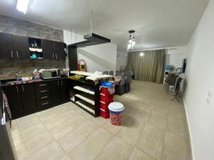 Kuchyň nebo kuchyňský kout v ubytování شاليه فندقي بقرية بلومار السخنه وادي دجله