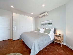 Postel nebo postele na pokoji v ubytování Seaview 2 bed in the heart of Hua Hin - BP2