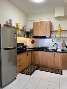 Η κουζίνα ή μικρή κουζίνα στο Lovely Luxury Hillview