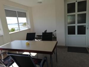 Fotografie z fotogalerie ubytování APARTMAN ZVONIMIR v destinaci Pirovac