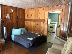 Kuchyň nebo kuchyňský kout v ubytování Steffen's Cedar Lodge + 37 fotografií