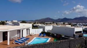 En generel udsigt til bjerge eller udsigt til bjerge taget fra villaen