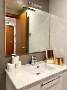 Ένα μπάνιο στο Reina apartment in Sitges