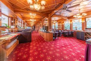 Restaurace v ubytování Botel Albatros