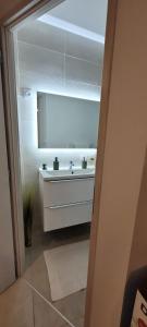 Phòng tắm tại Étape Chalon Autoroute