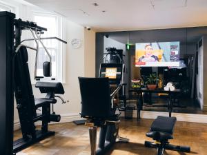 Fitness centrum a/nebo fitness zařízení v ubytování The Adria