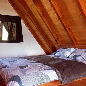 Postel nebo postele na pokoji v ubytování 4 brata