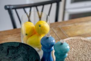 En eller flere senge i et værelse på Howard Place Apartment - No 18 High Draw