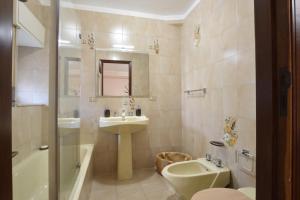 Koupelna v ubytování A Rua Camera con bagno privato vicino al Duomo + 10 fotografií