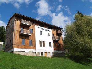 Budova, kde se apartmán nachází