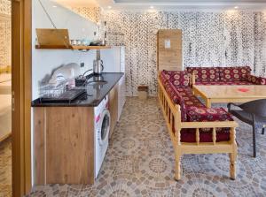 Küche/Küchenzeile in der Unterkunft Adrasan Kayaköy Villaları