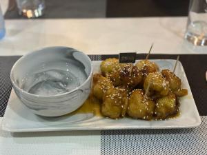 酒店内部或周边提供的食物